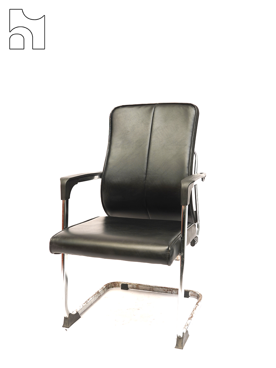 Classic Leather Visitor Chair - Image 2