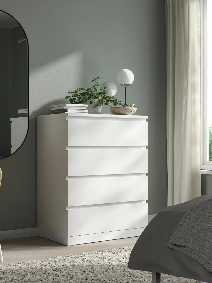 Handle Less Four Drawers Chester - Image 7